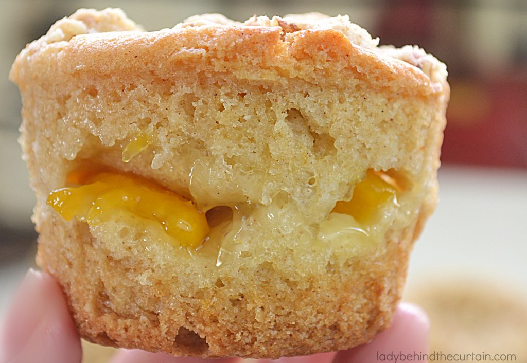 Peach Crumb Cake Muffins