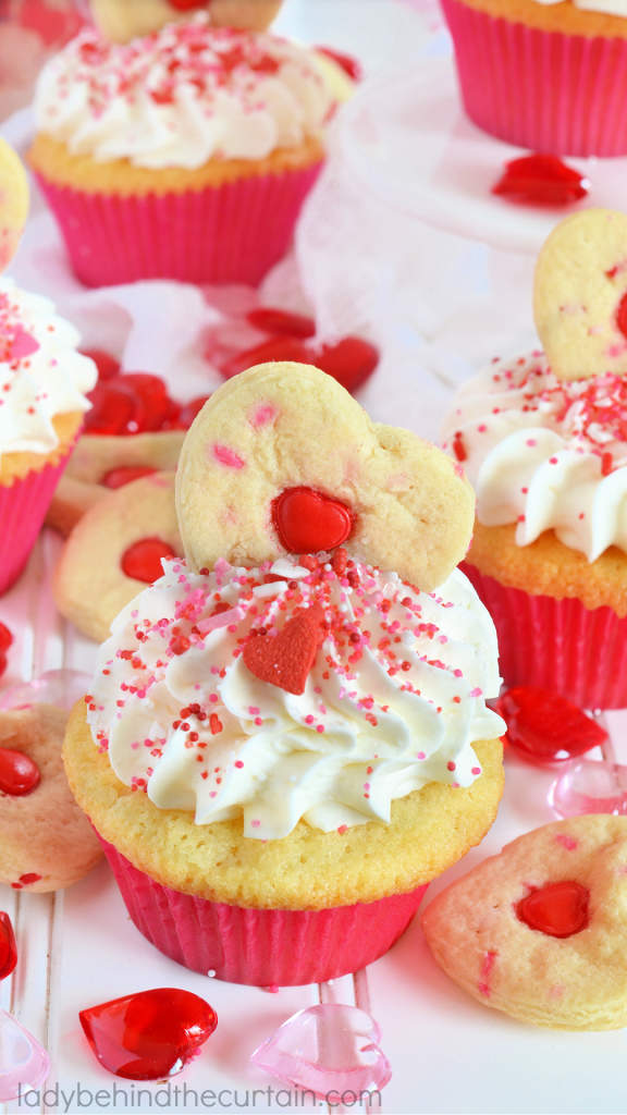 Strawberry Cream Filled Cupcakes