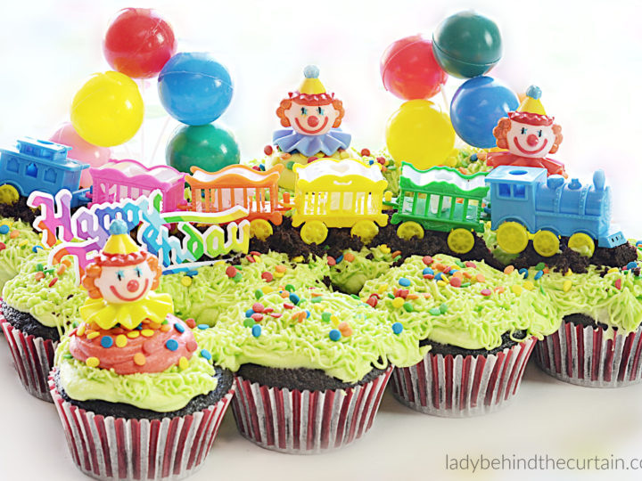 Circus Train Cupcake Pull Apart