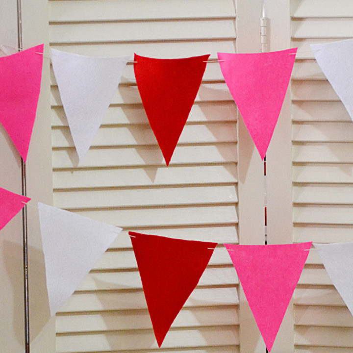 Easy to Make Felt Banner