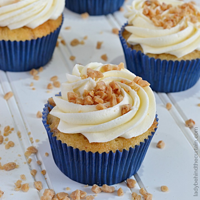 Toasted Butter Pecan Cupcakes