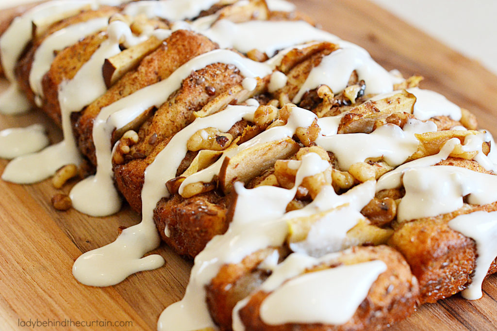 Easy Biscuit Apple Pull Apart