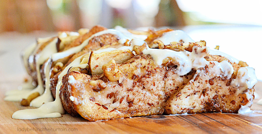 Easy Biscuit Apple Pull Apart