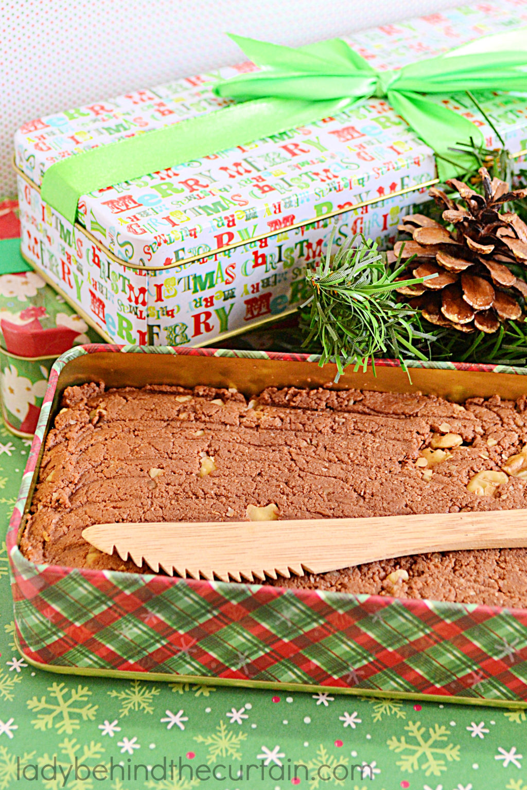 Easy Microwave Marshmallow Creme Fudge