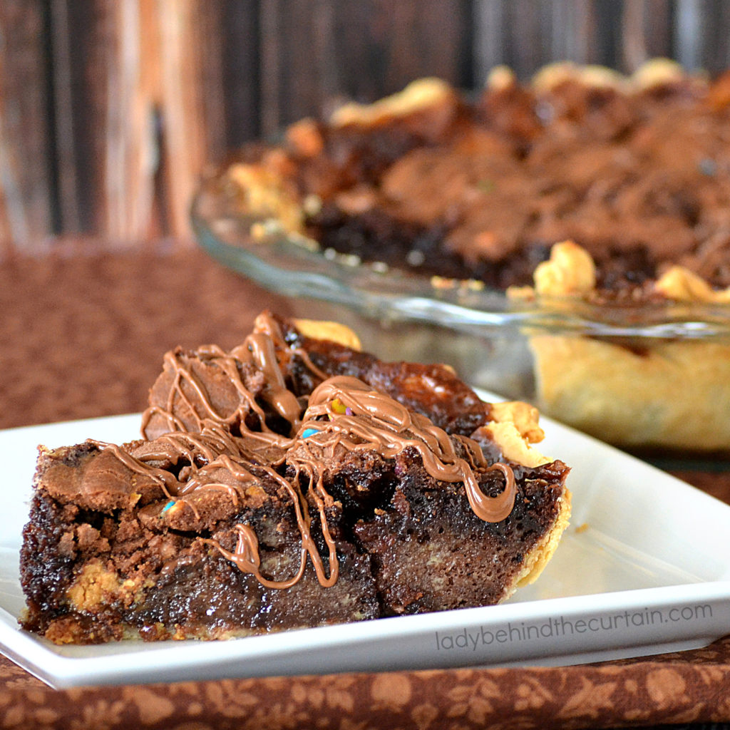 Peanut Butter Chocolate Cupcake Pie