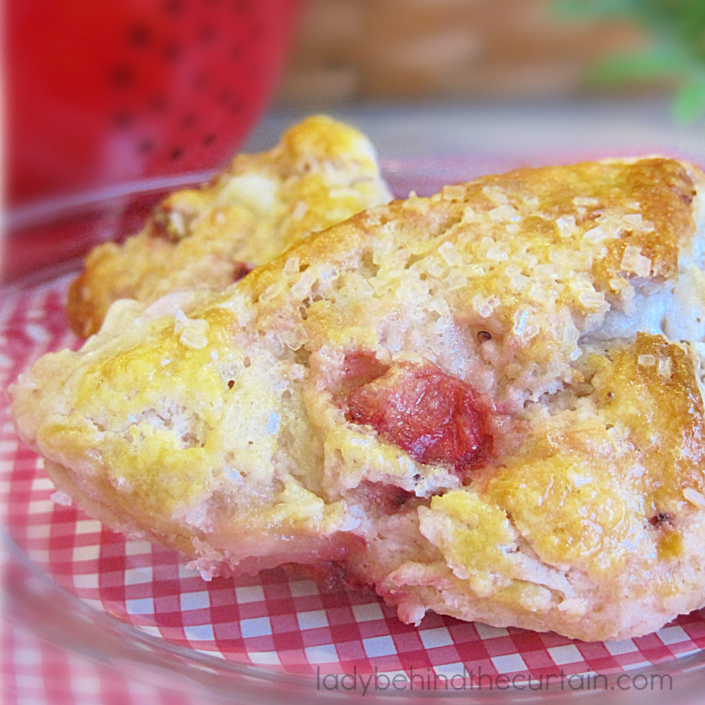 Strawberry Cheesecake Scones