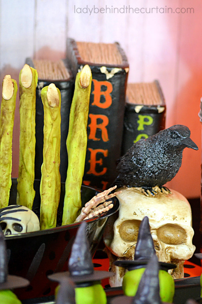 Wicked Witch Finger Halloween Pretzels