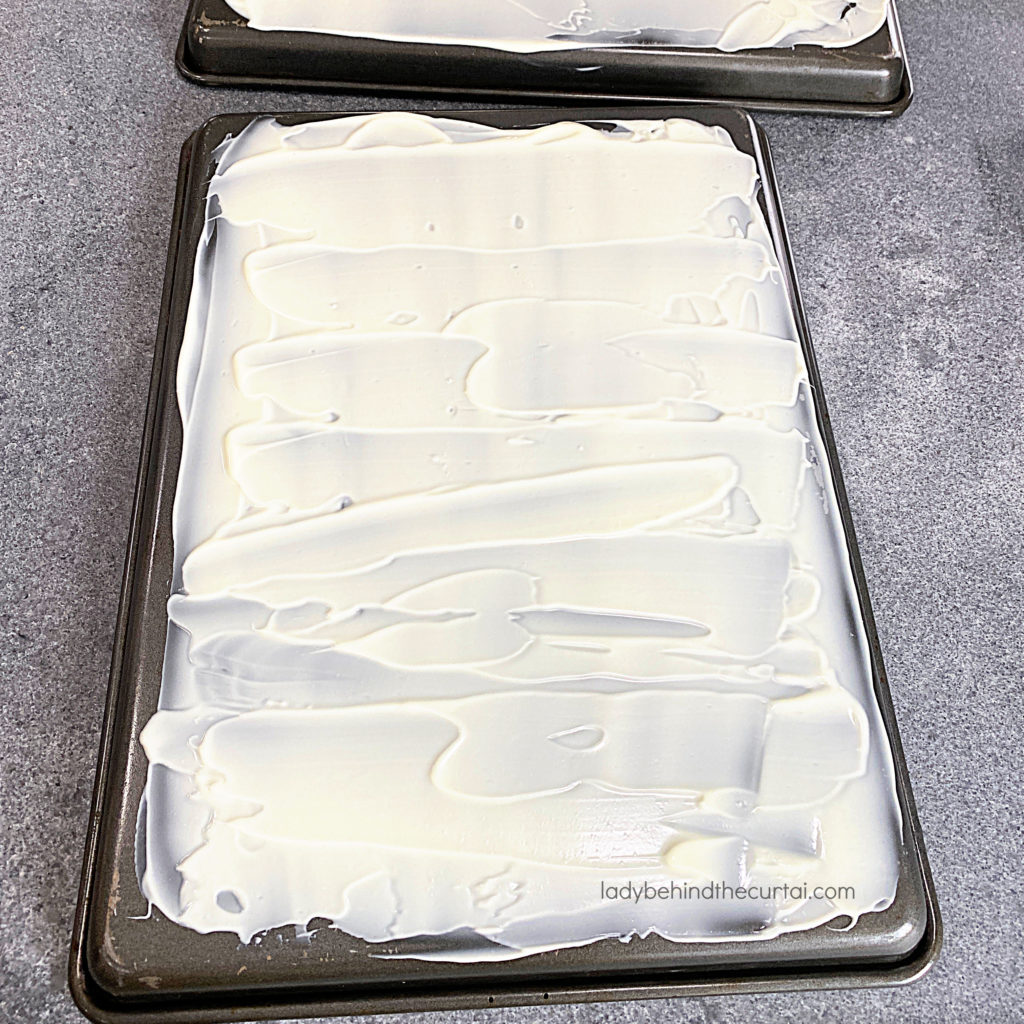 How to Make White Chocolate Curls