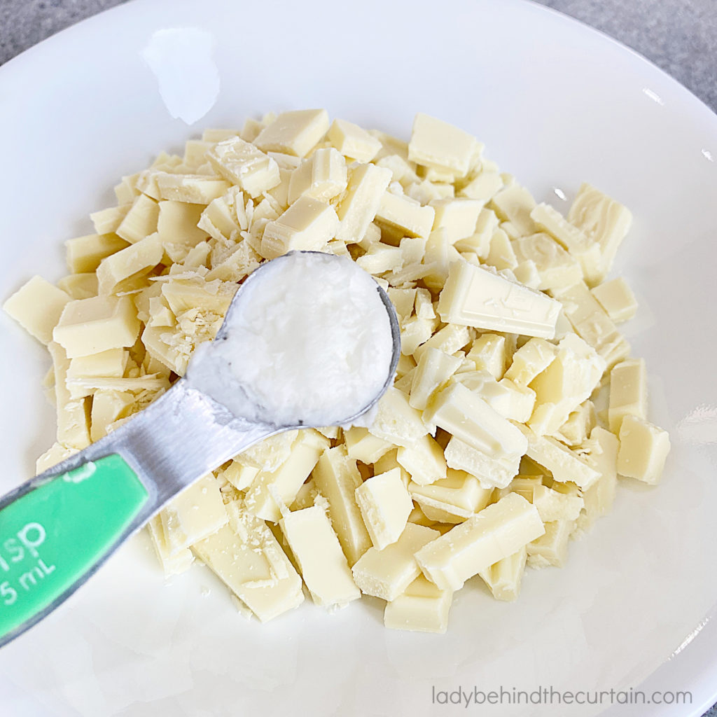 How to Make White Chocolate Curls