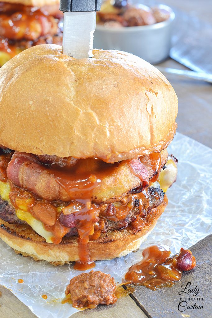 Loaded Chili Cheeseburgers