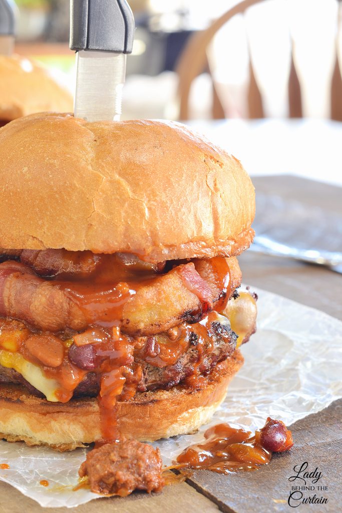 Loaded Chili Cheeseburgers