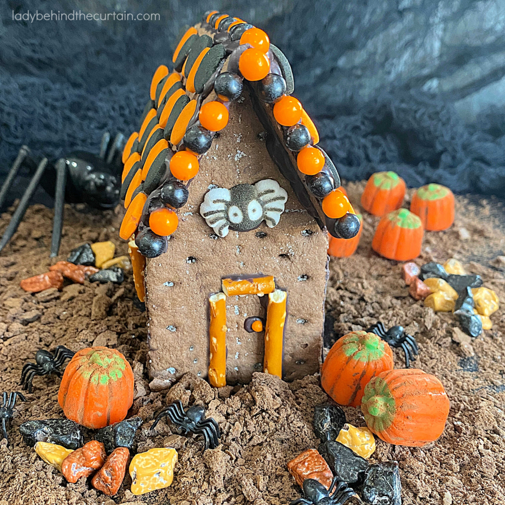 Halloween Graham Cracker House Cake Topper