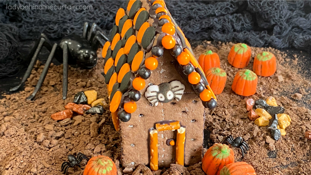 Halloween Graham Cracker House Cake Topper