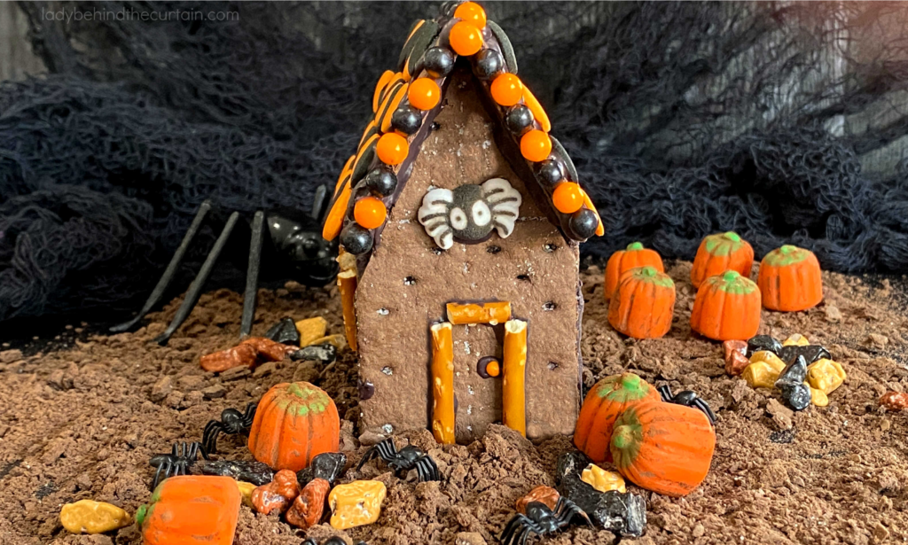 Halloween Graham Cracker House Cake Topper