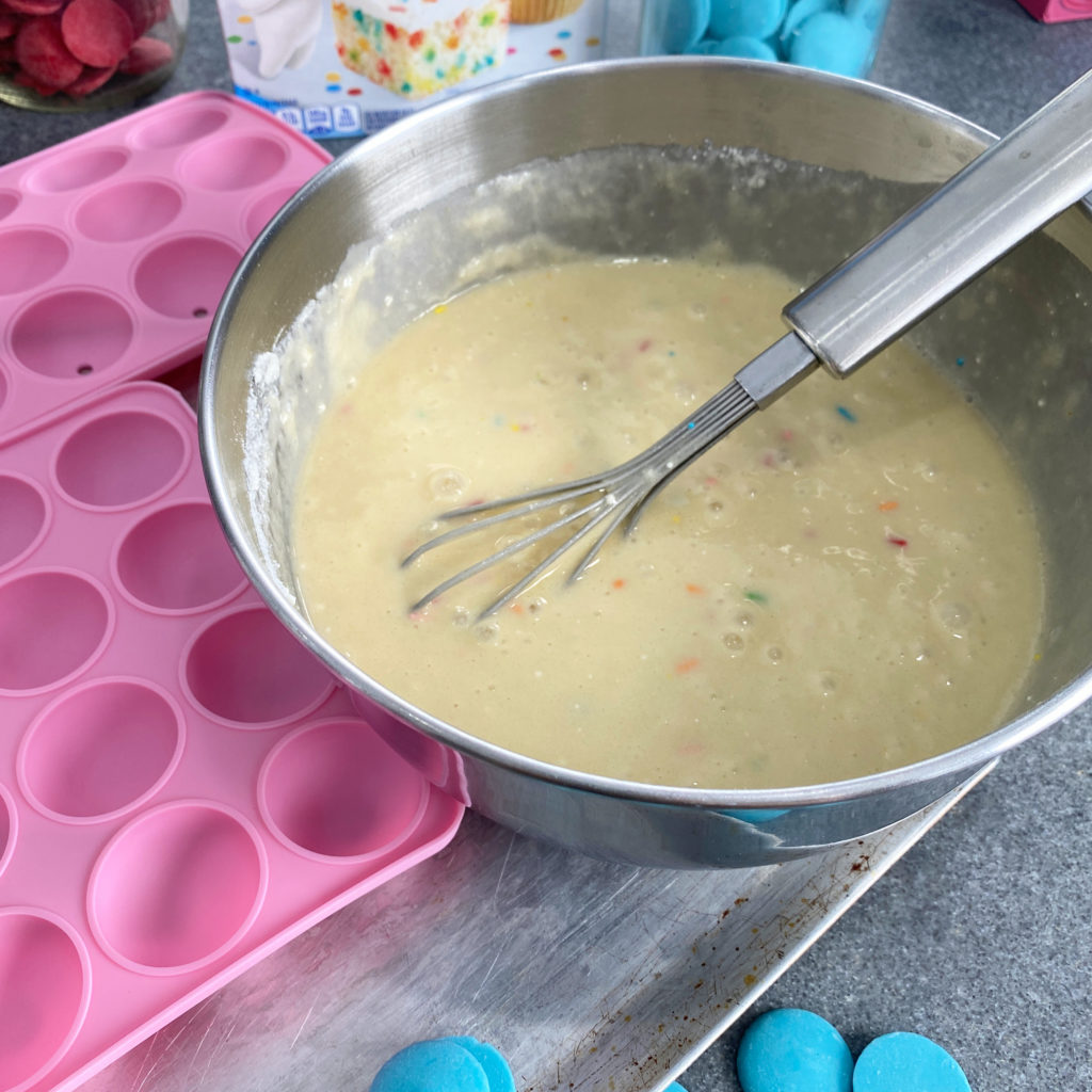  Comment faire des gâteaux ou des boules de gâteau Trois façons 