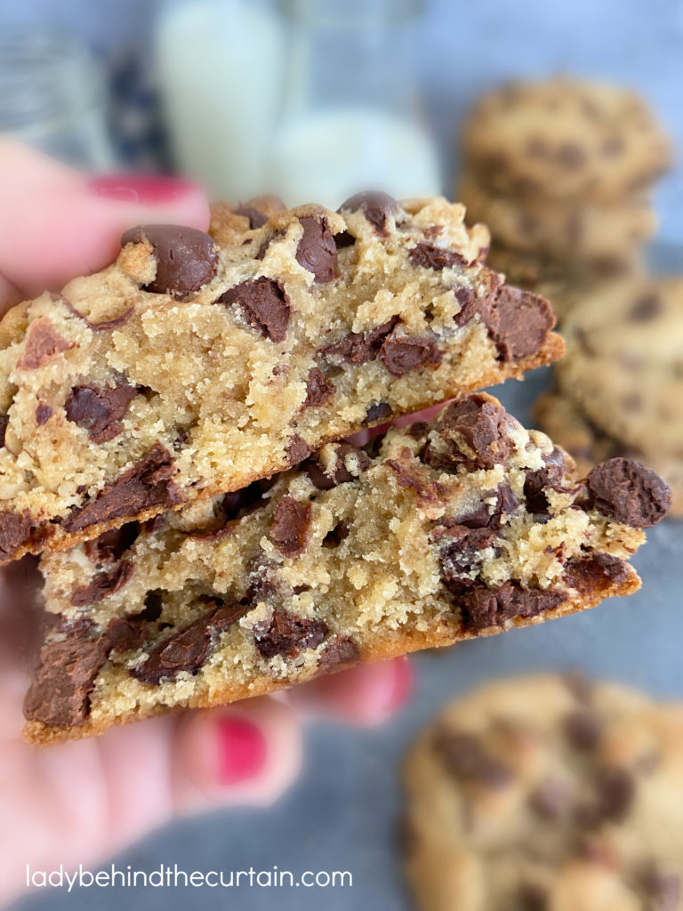 The Best Soft and Thick Chocolate Chip Cookies