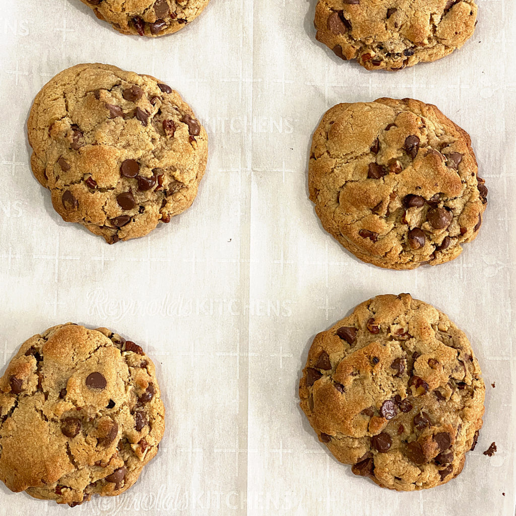 The Best Soft and Thick Chocolate Chip Cookies