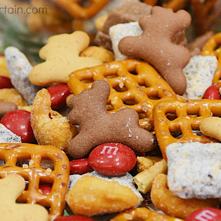 Rudolph Reindeer Party Mix