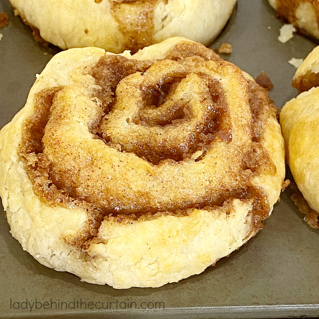 Easy to Make Giant Cinnamon Rolls