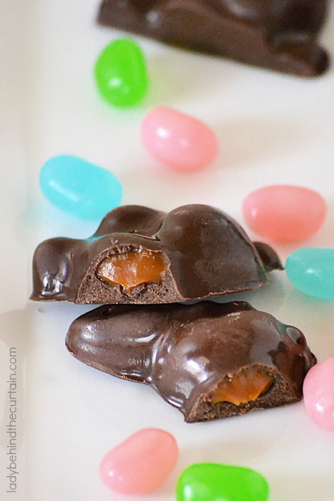 Homemade Chocolate Easter Bunnies
