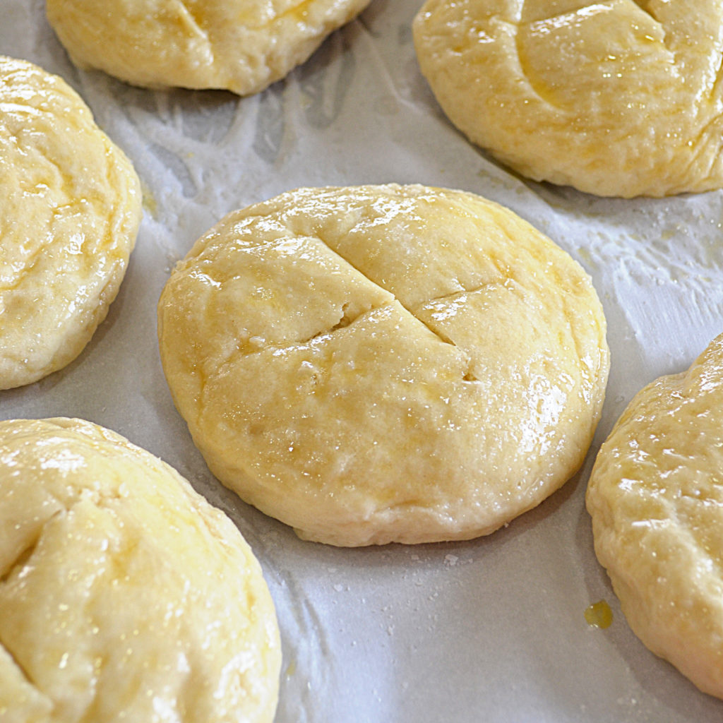 Homemade Pretzel Hamburger Buns