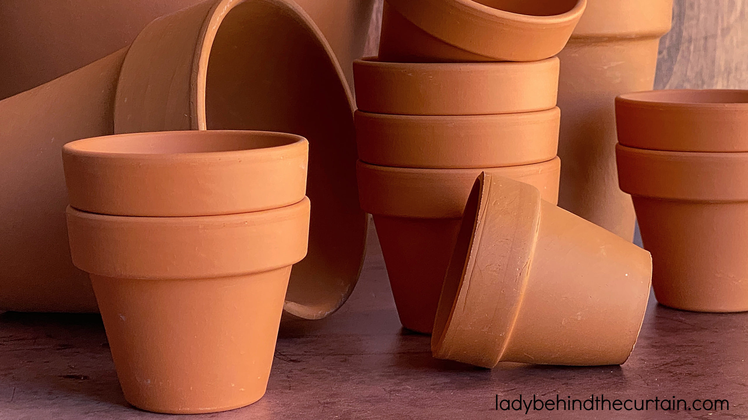 Regenjas Vernietigen mond How to Bake in a Clay Flower Pot