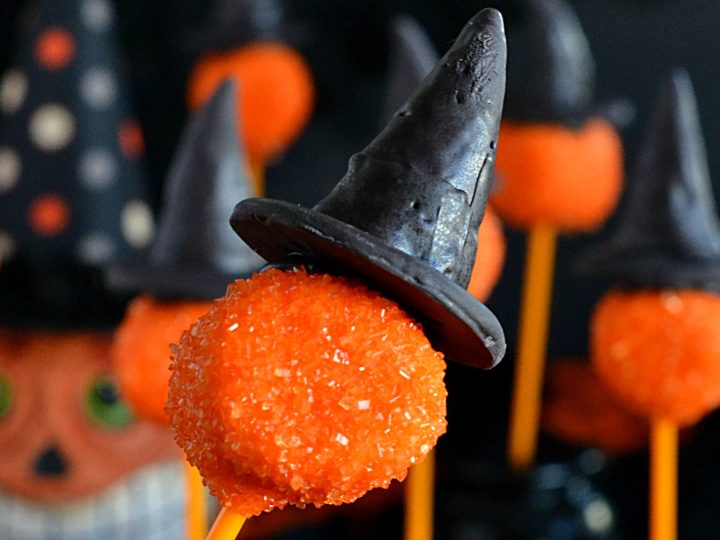 Bewitching Halloween Party Marshmallow Pops