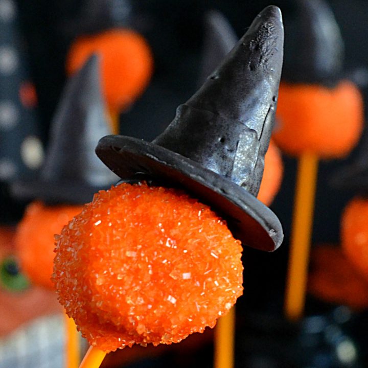 Bewitching Halloween Party Marshmallow Pops