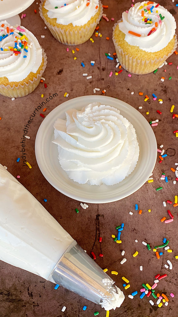 Classic Bakery White Frosting Recipe