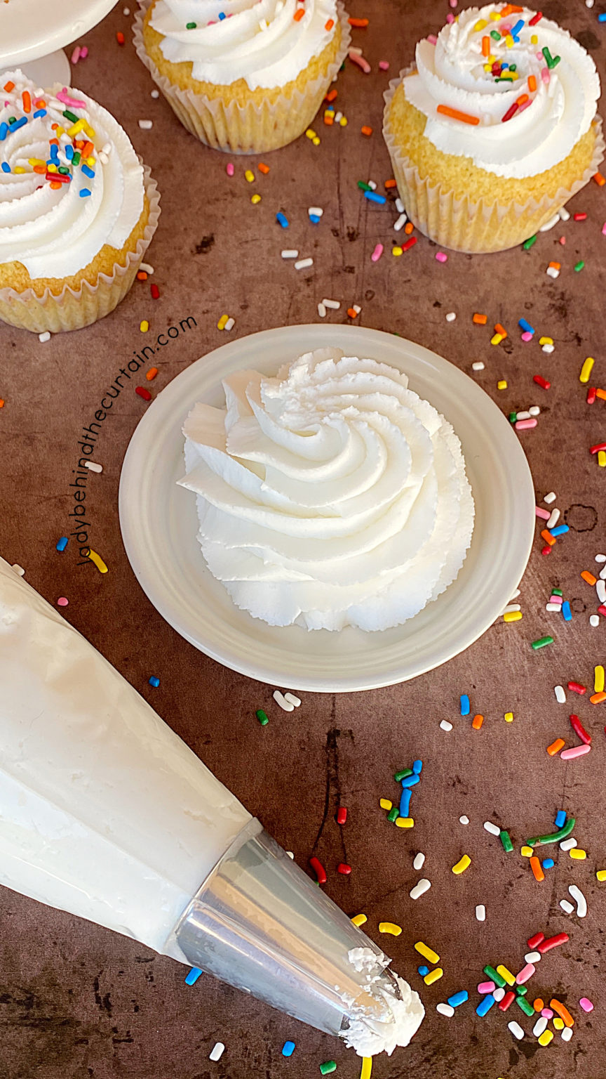 Copycat Classic Bakery White Frosting Recipe
