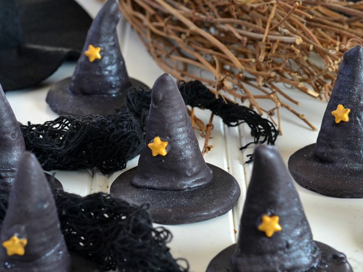 DIY Edible Halloween Party Witch Hat Treat