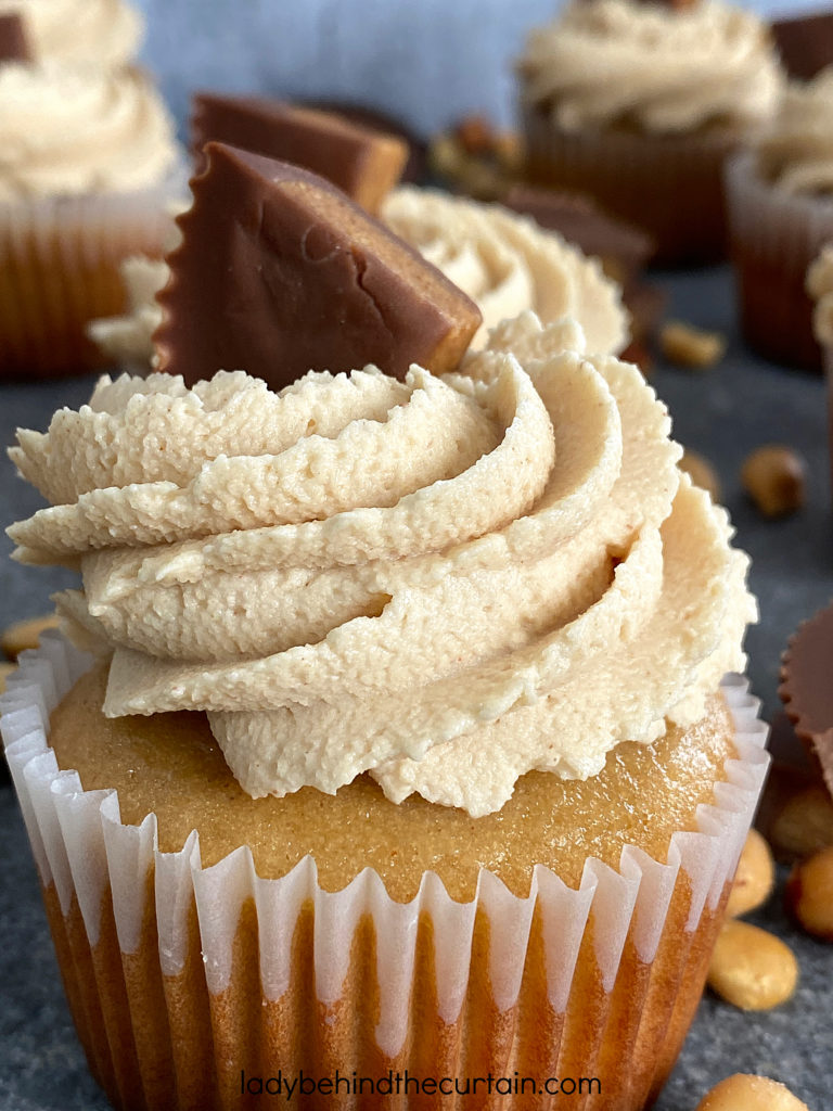 Peanut Butter Cup Cupcakes