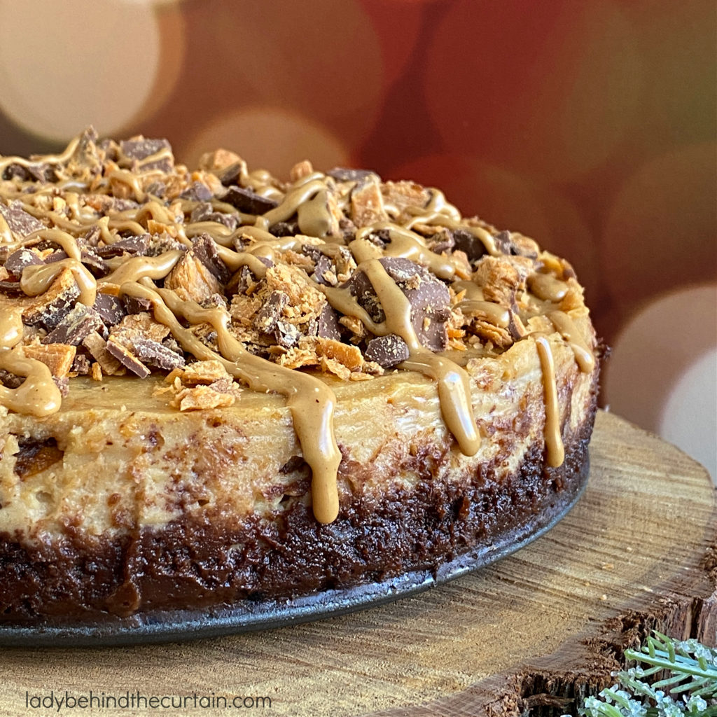 Butterfinger Candy Bar Cheesecake