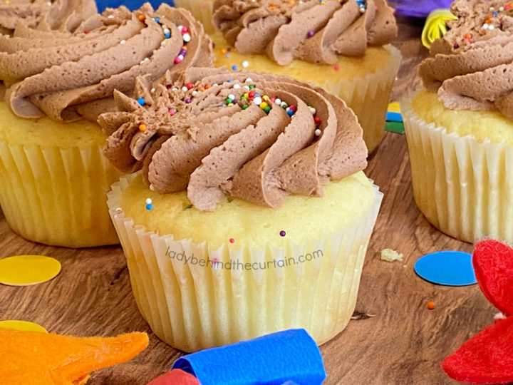Classic Birthday Party Cupcakes