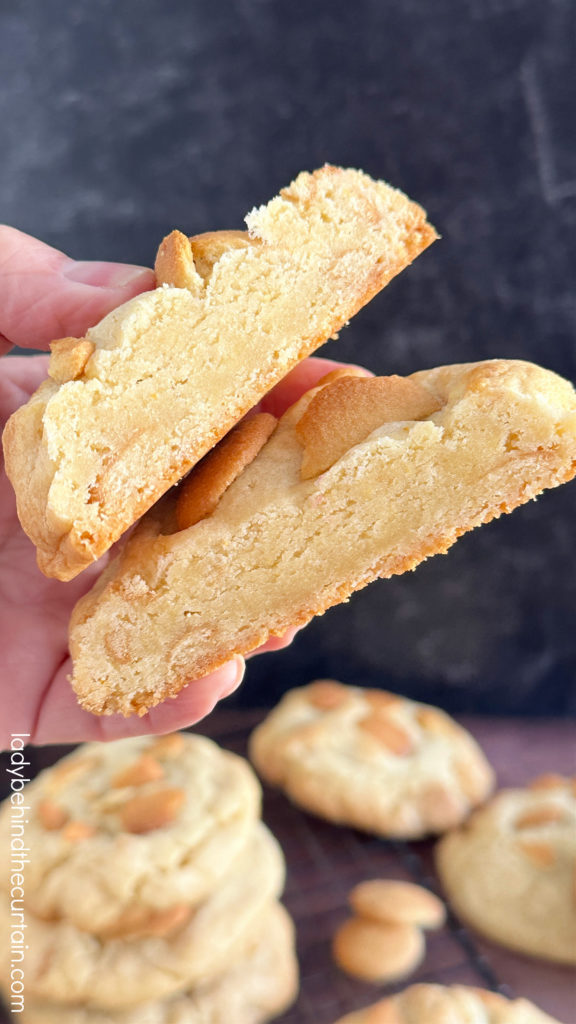 Soft Banana Pudding Cookies