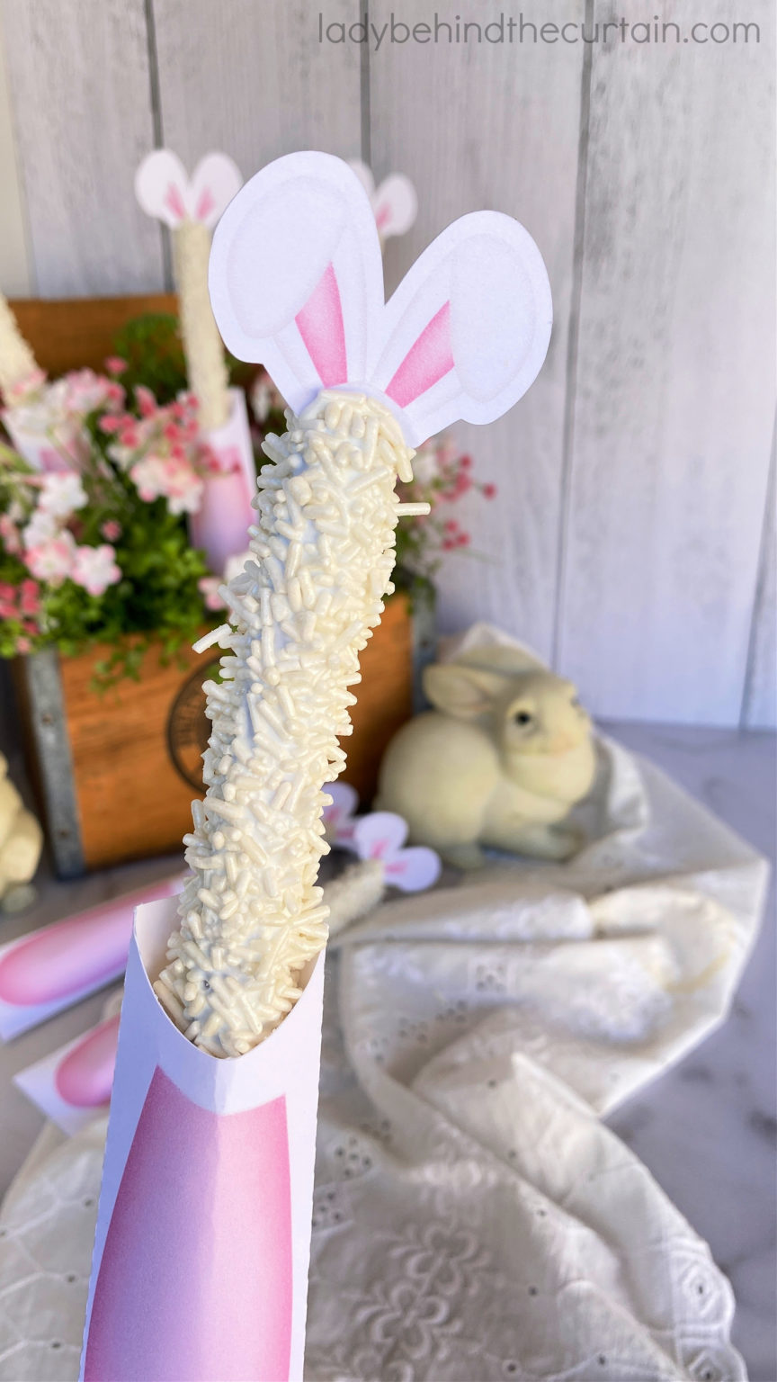 Two Easy To Make Decorated Easter Pretzels