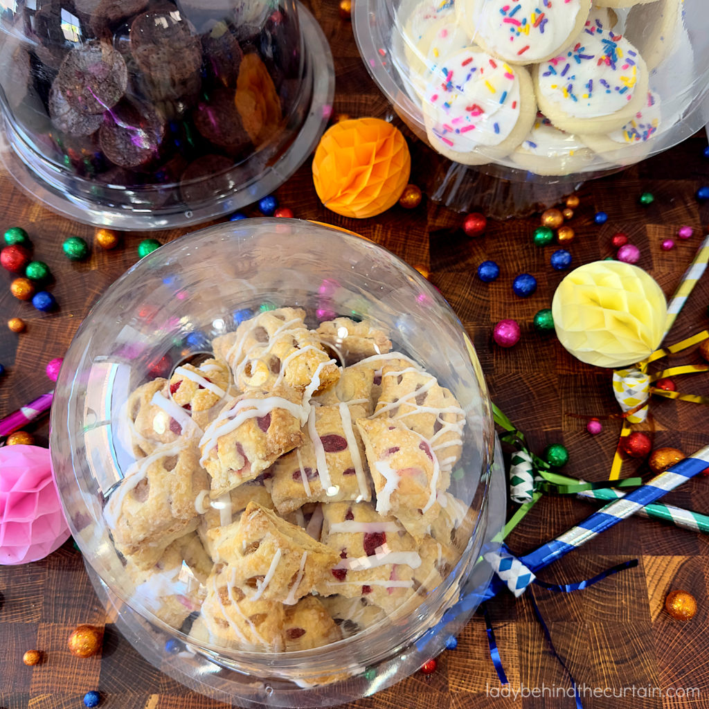 Dollar Tree Garden Cloche Dessert Tray