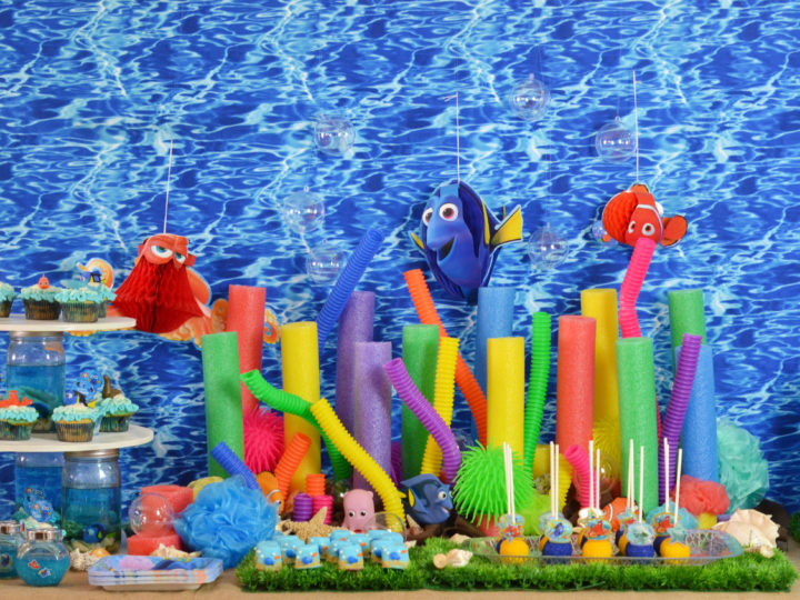 Finding Dory Coral Reel Centerpiece
