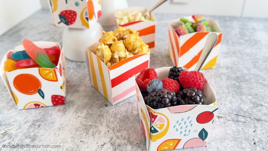 How to Make Party Food Containers from Paper Plates