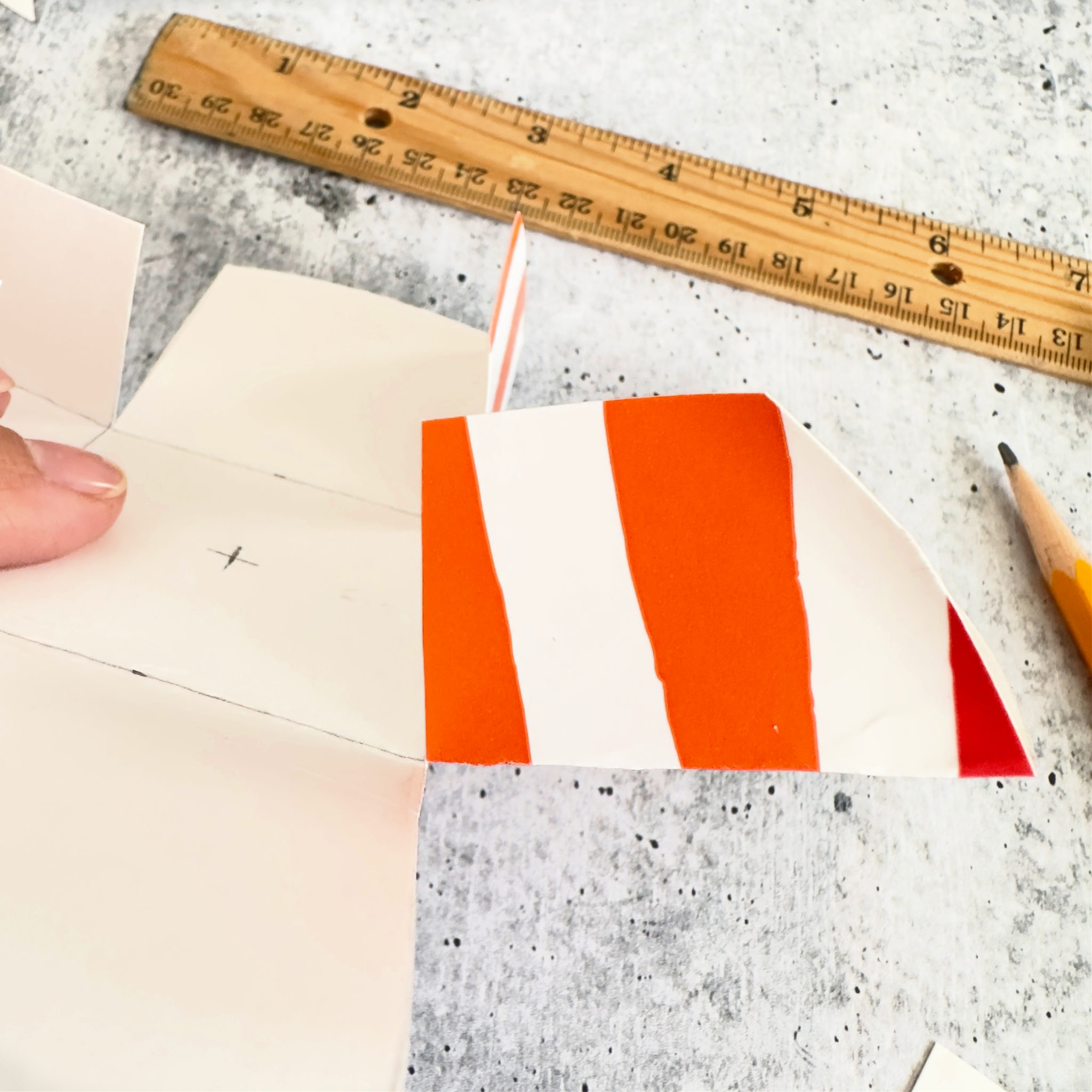 How to Make Party Food Containers from Paper Plates + Video