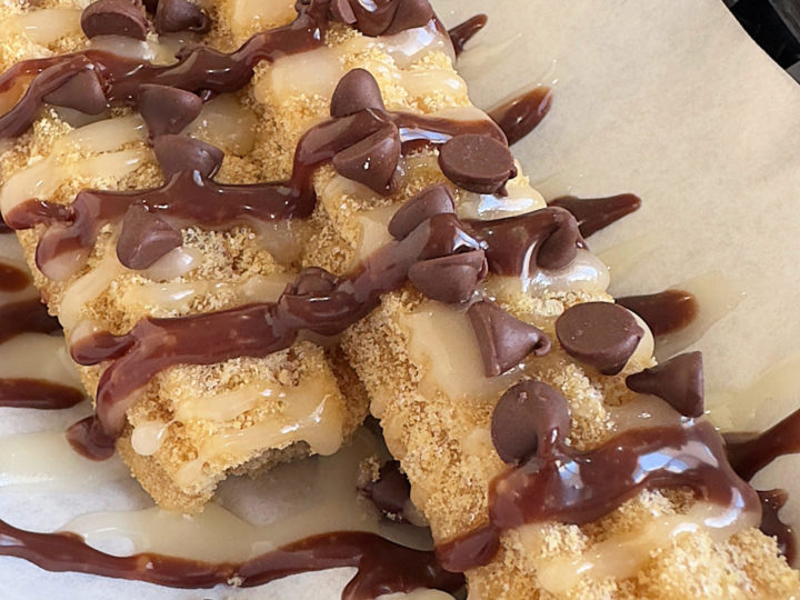 8 Disneyland Copycat Churro Recipes