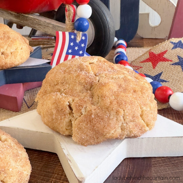 Large Gourmet Snickerdoodle Cookies