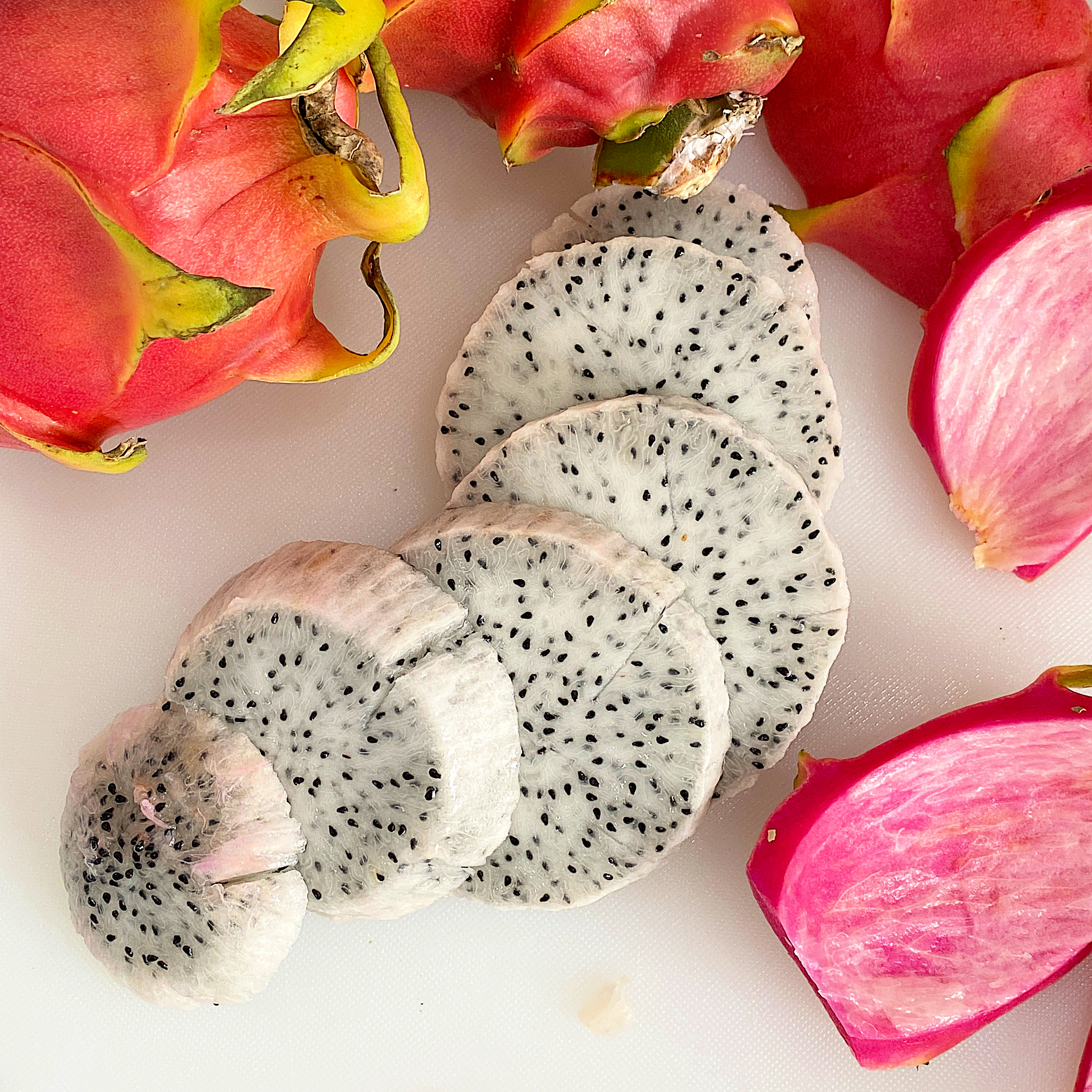 Dragon Fruit Smoothie Bowl