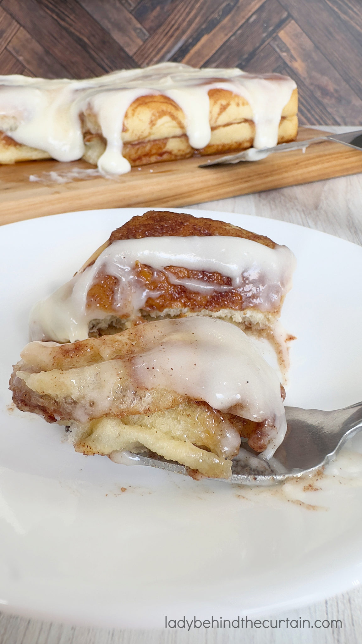 King's Hawaiian Dinner Roll Cinnamon Rolls