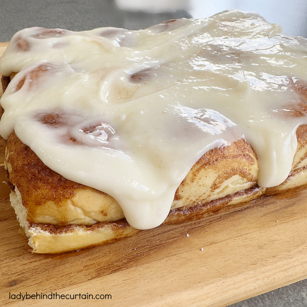 King's Hawaiian Dinner Roll Cinnamon Rolls