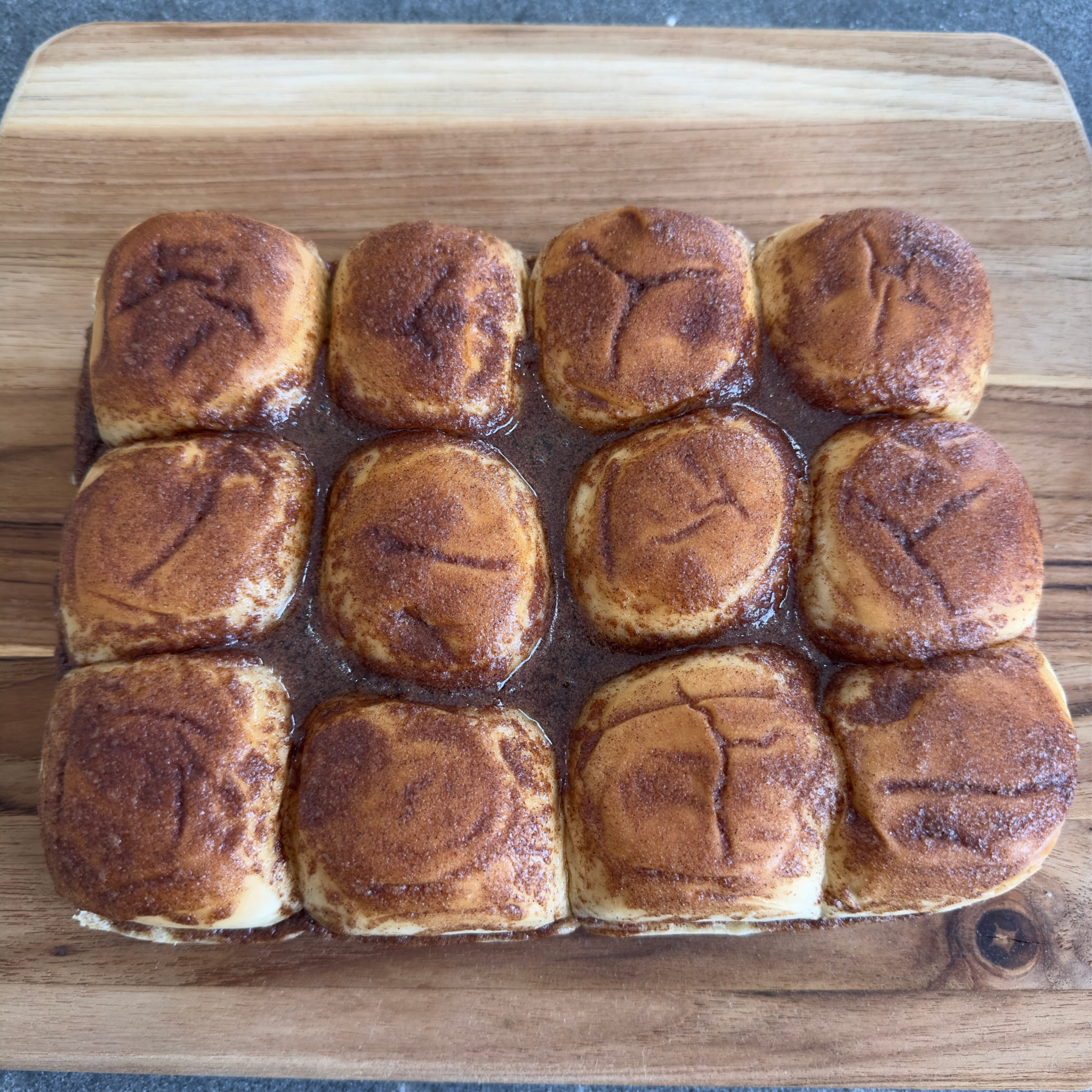 King's Hawaiian Dinner Roll Cinnamon Rolls