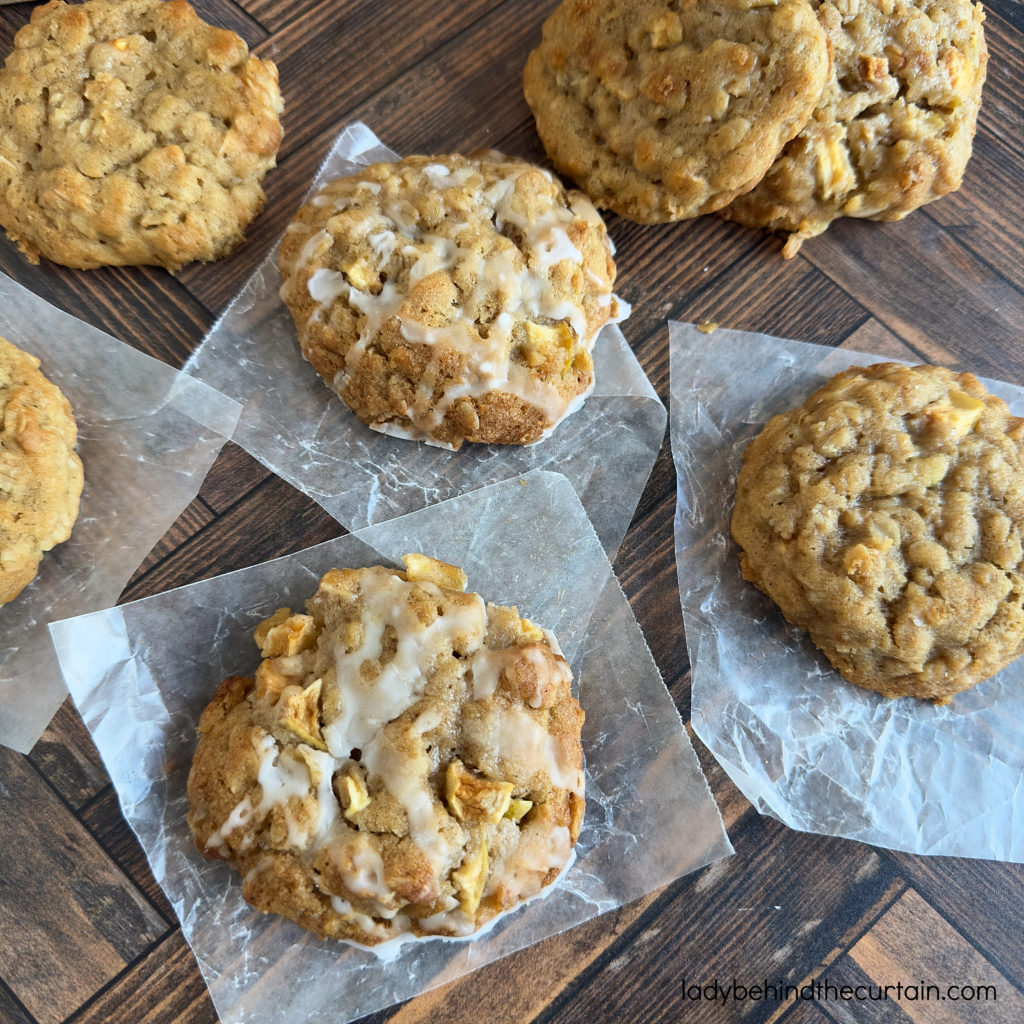 Soft Apple Oatmeal Cookies