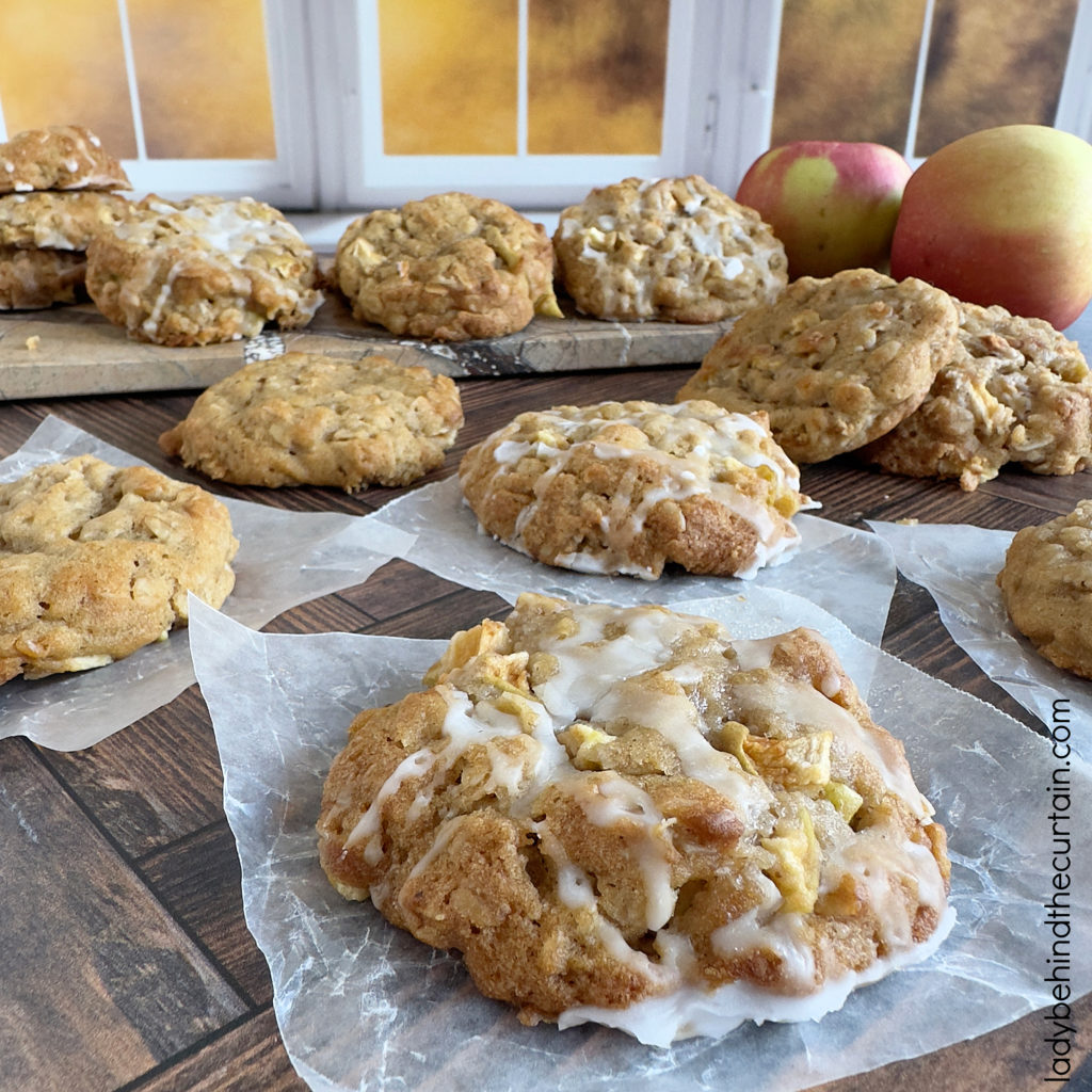 Soft Apple Oatmeal Cookies