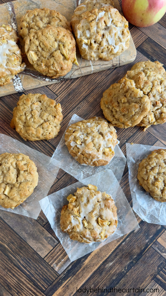 Soft Apple Oatmeal Cookies