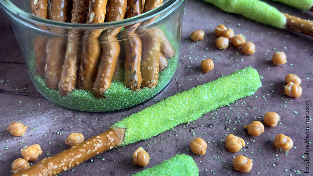 Caramel Apple Pretzels